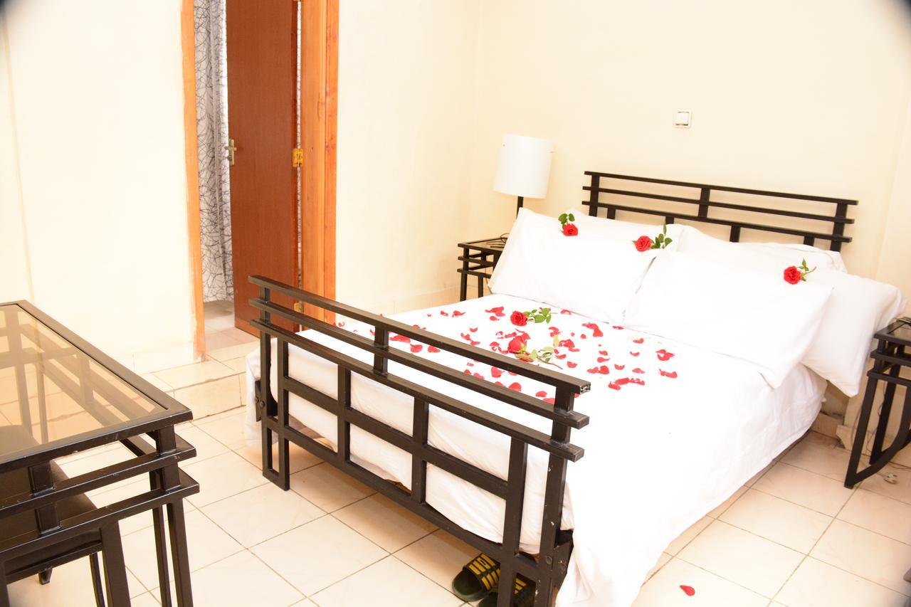 The Hive Guest House Adis Abeba Exterior foto