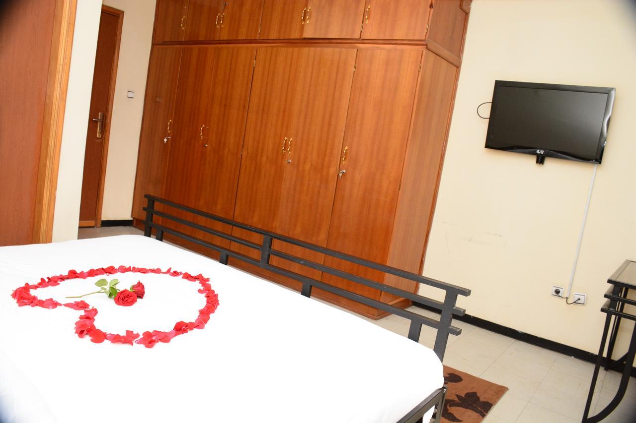 The Hive Guest House Adis Abeba Exterior foto